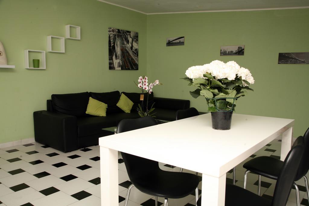 De Amicis Apartment Cagliari Rum bild