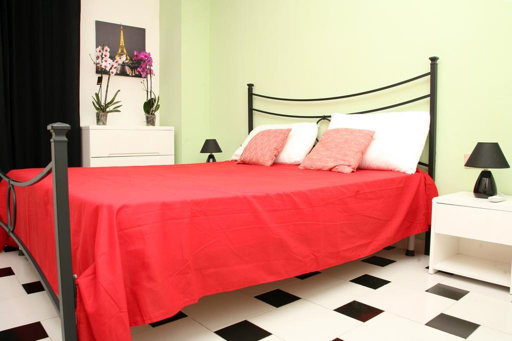 De Amicis Apartment Cagliari Rum bild
