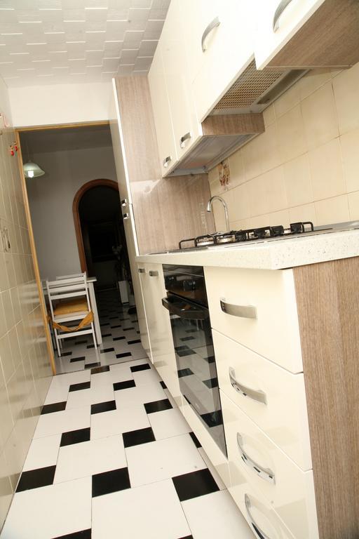 De Amicis Apartment Cagliari Rum bild