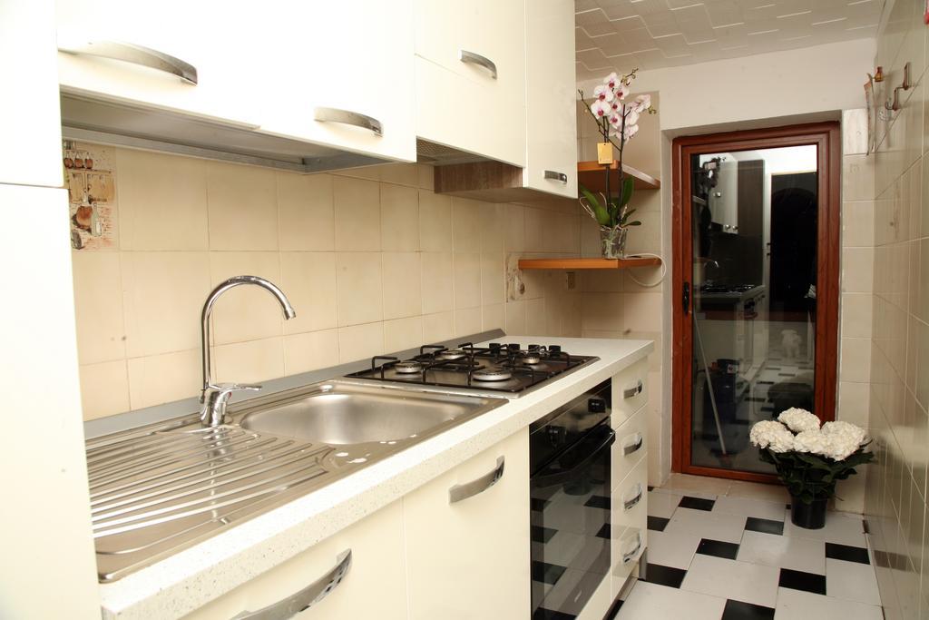 De Amicis Apartment Cagliari Rum bild